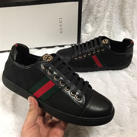 tenis gucci para hombre clon|Esta marca ha 'clonado' las zapatillas joya de Gucci .